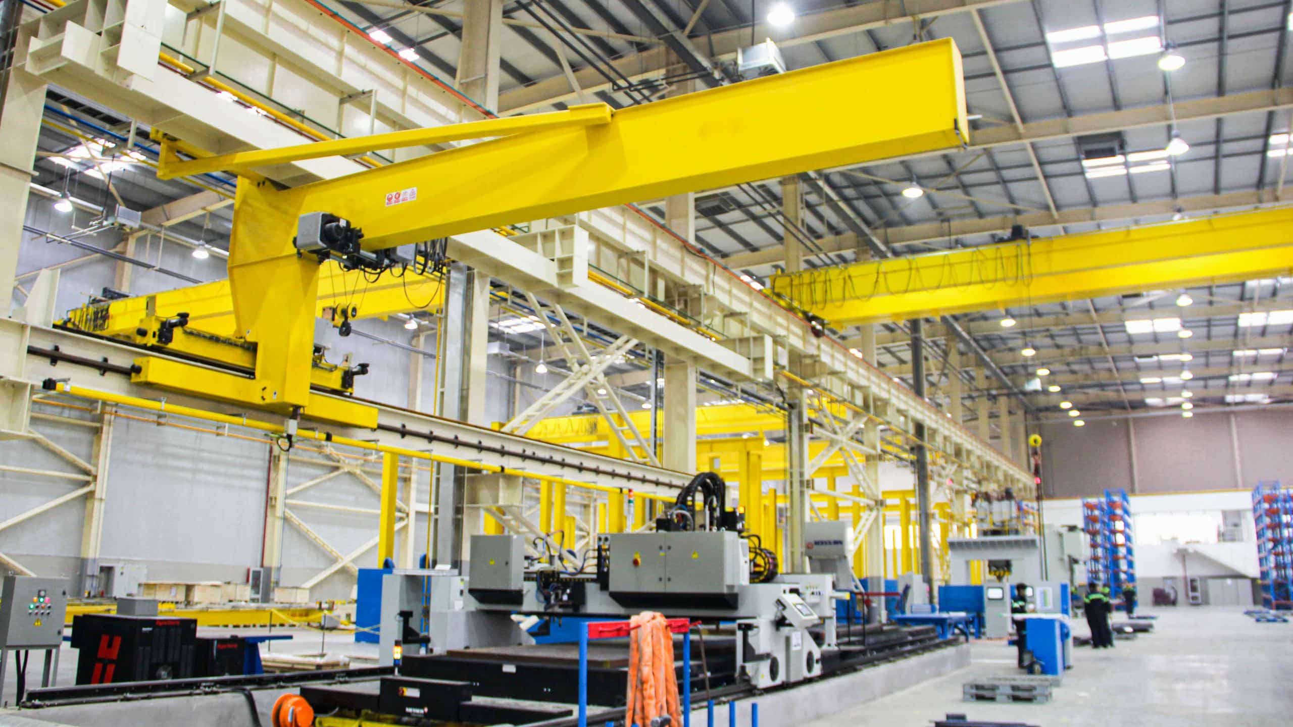 BZD Slewing Jib Crane e scaled