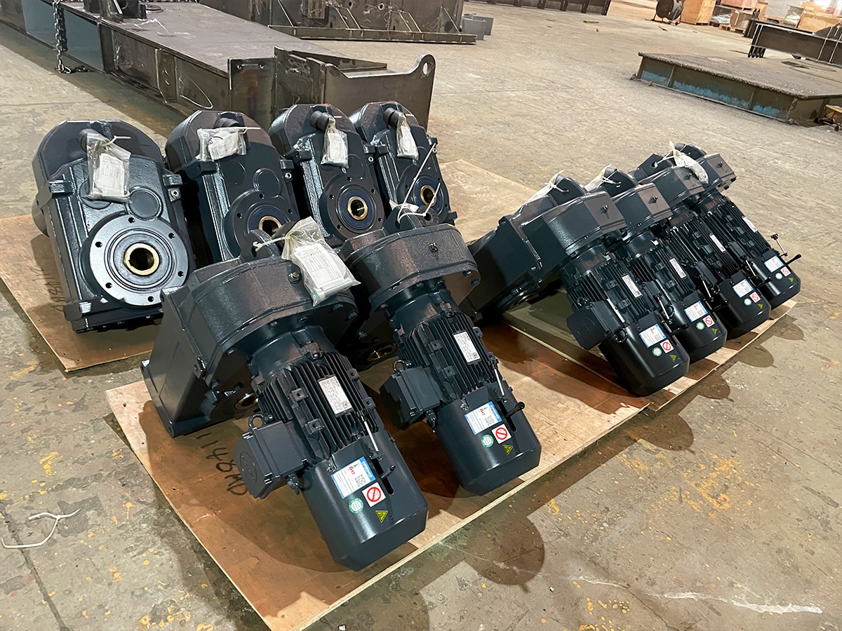 CRANE MOTOR+