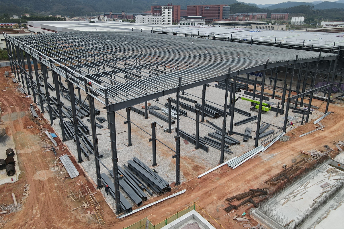 Automotive Manufacturing Plant01